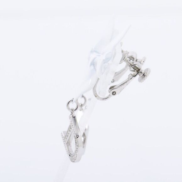 Stunning Dior White Flower Crystal D Drop Silver Clip on Earrings 🌸✨ - Picture 4 of 8